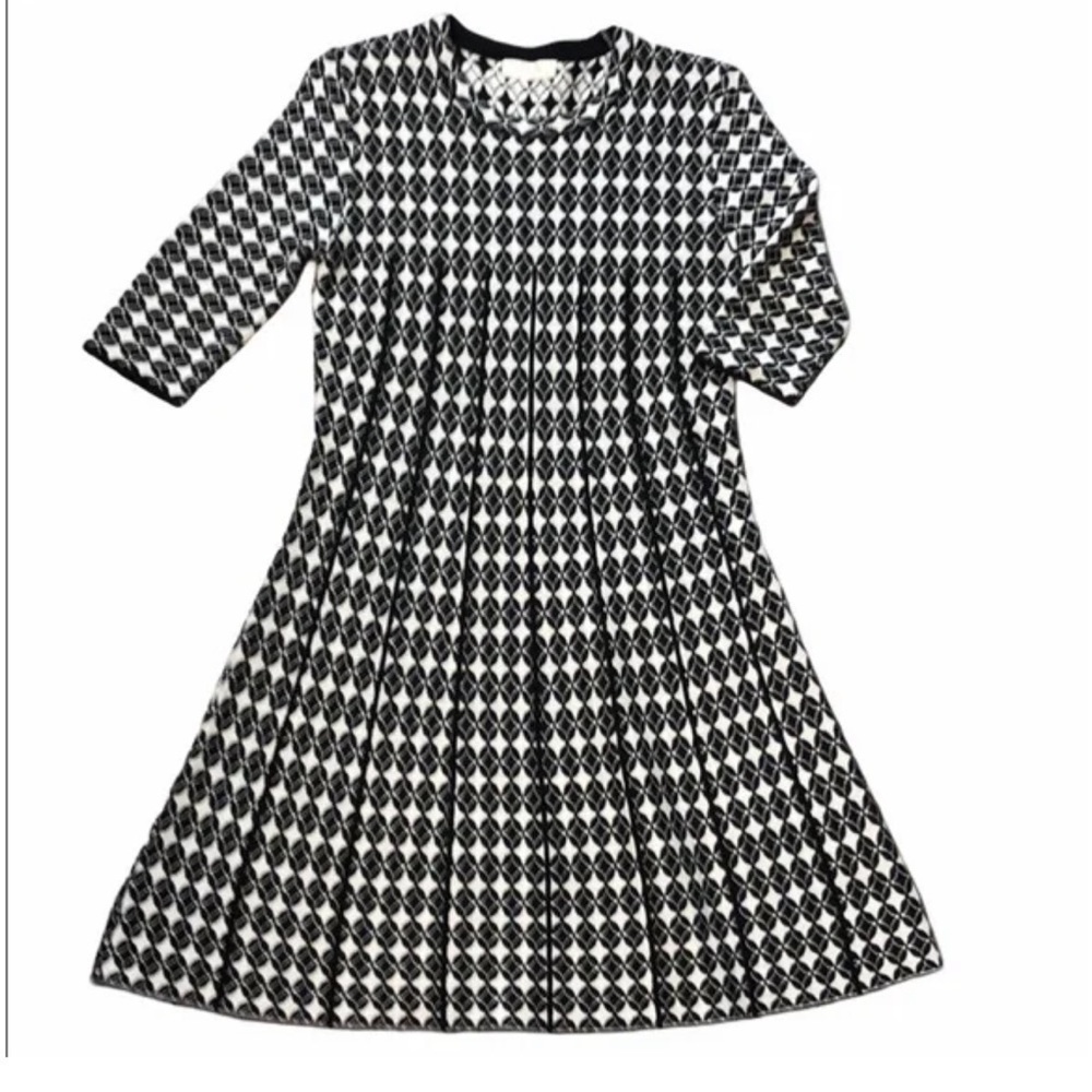 𝅺Elodie Mid Sleeve Sweater Dress Size M